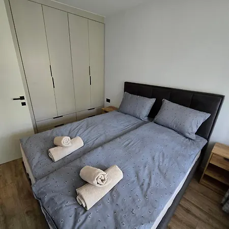 Urban Dvor - 2 Apartment