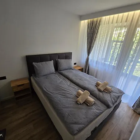 Urban Dvor - 2 Apartment *