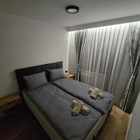 Urban Dvor - 2 Apartment