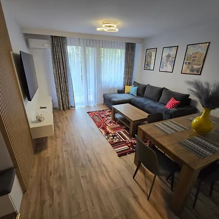 Appartement Urban Dvor - 2 *